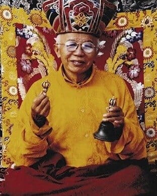 Urgyen Tulku trono